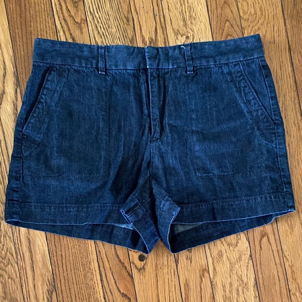 Ann taylor Loft dark wash‎ denim flat front Shorty shorts